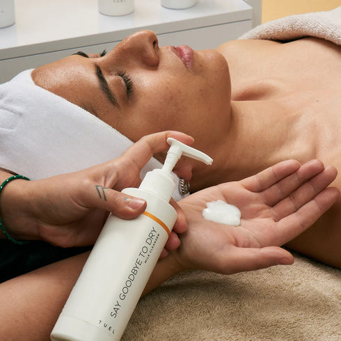 Tuel Say Goodbye To Dry Milk Cleanser